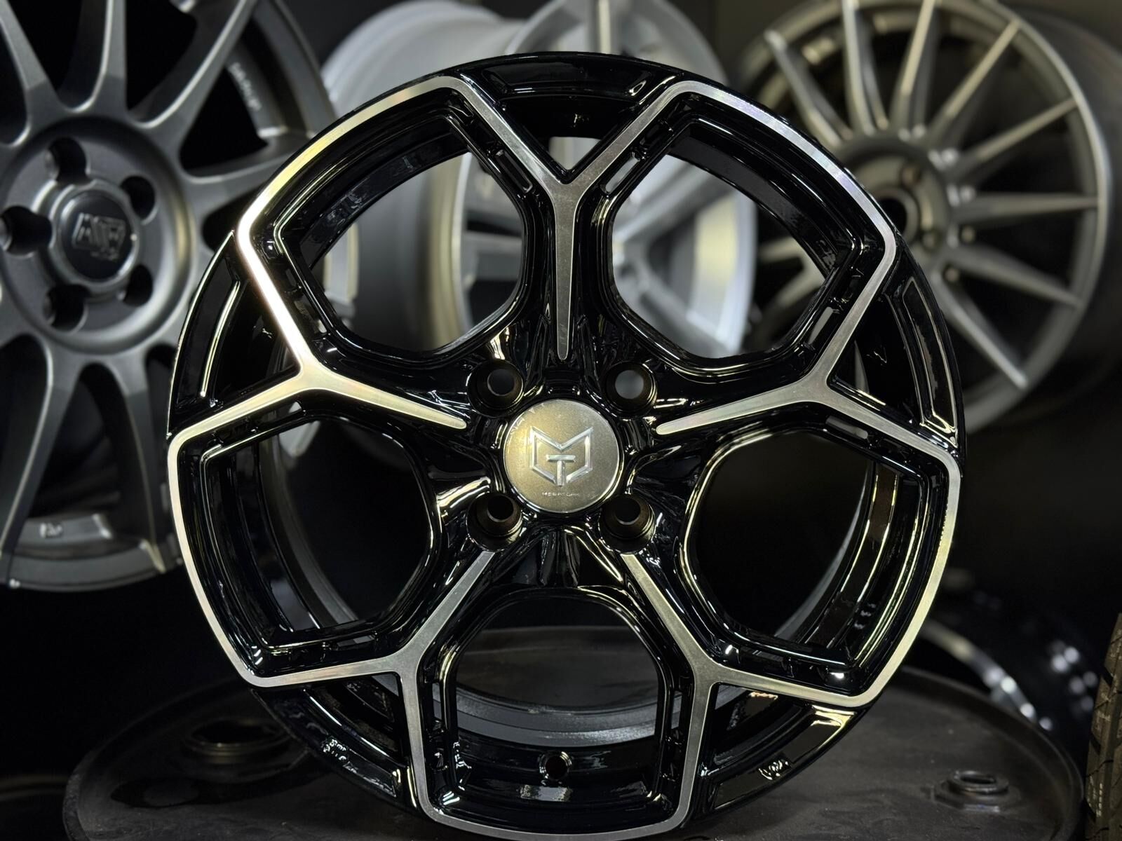 15'' 4X100 JANT TAKIMI