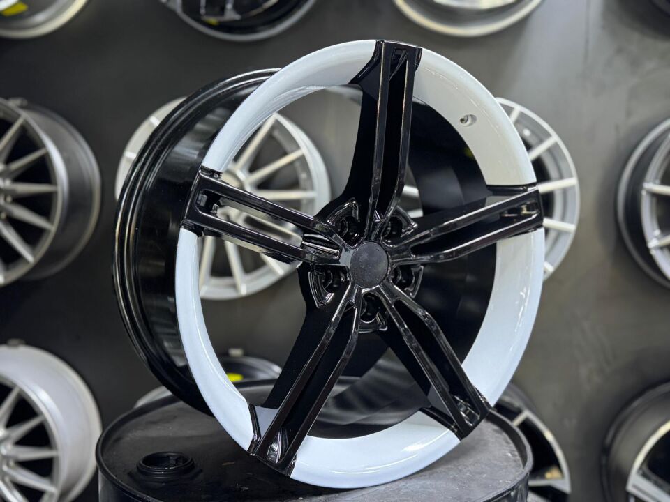 19'' 5X112 TAYCAN JANT TAKIMI