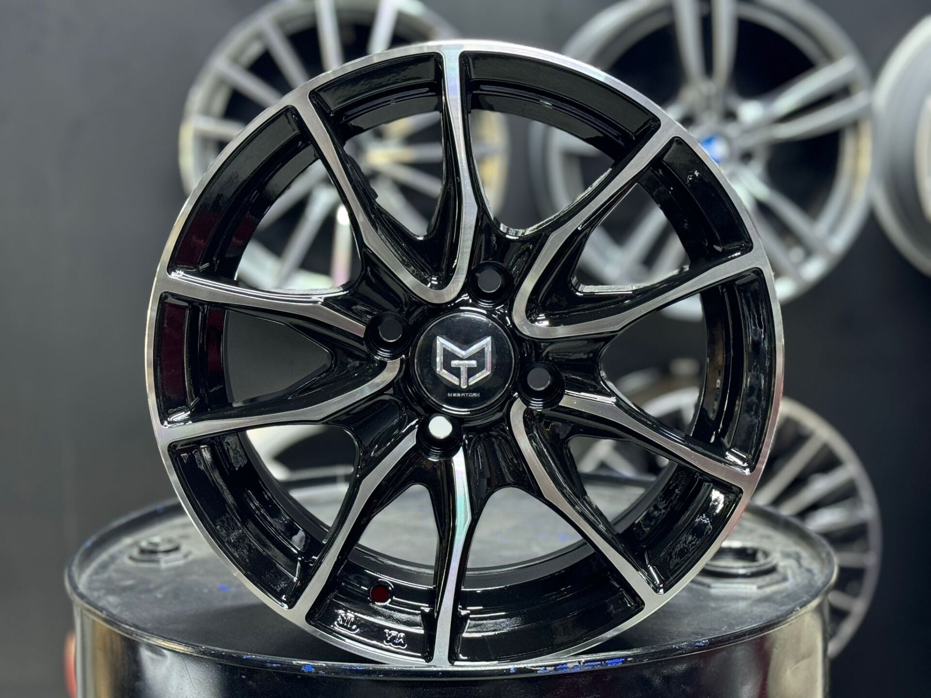 14'' 4x100 JANT TAKIMI