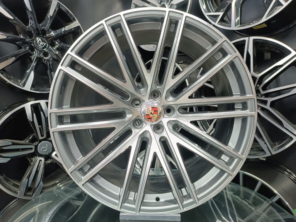 21'' 5x112 PORSCHE UYUMLU JANT TAKIMI
