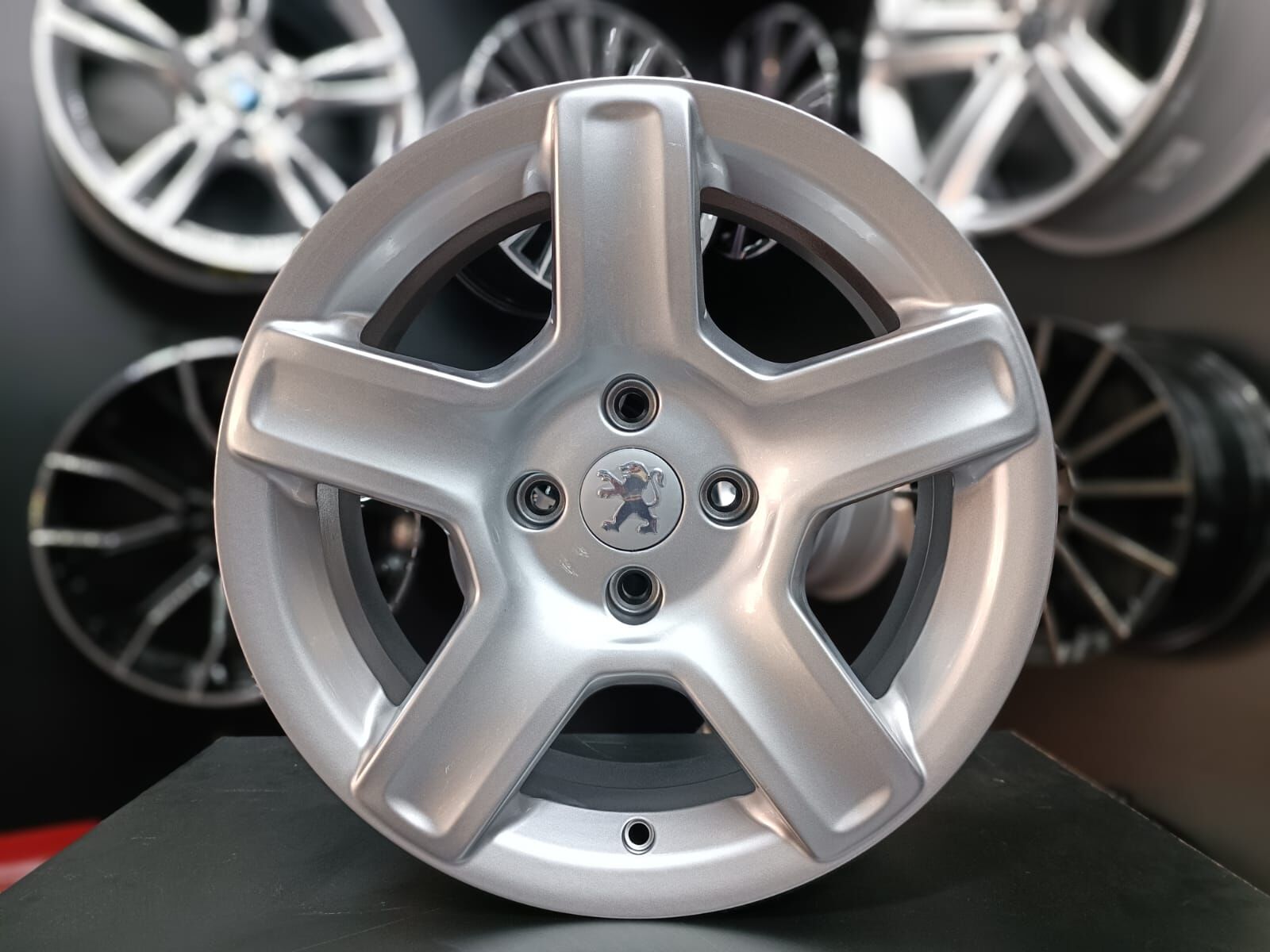 16'' 4X108 PEUGEOT RC UYUMLU JANT TAKIMI