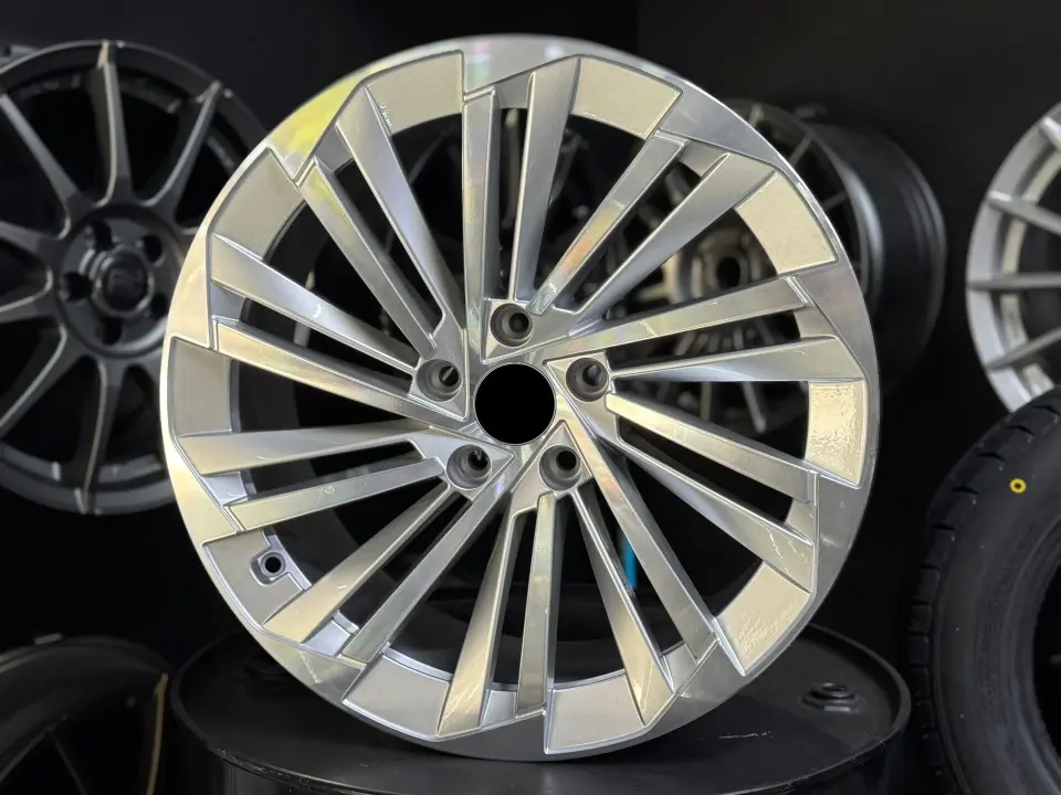 18'' 5X112 SKODA UYUMLU JANT TAKIMI